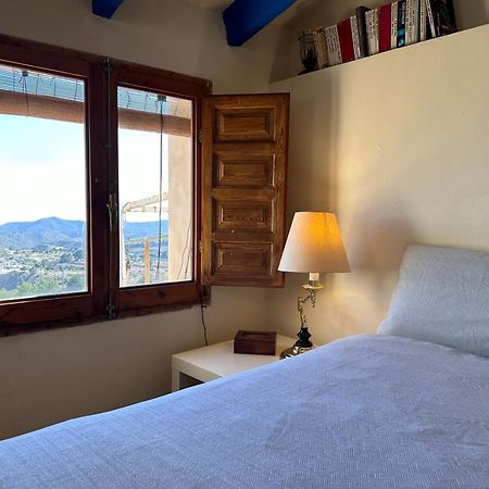Casa Con Vistas Al Mar Y Patio De Buganvillas Aigues ภายนอก รูปภาพ