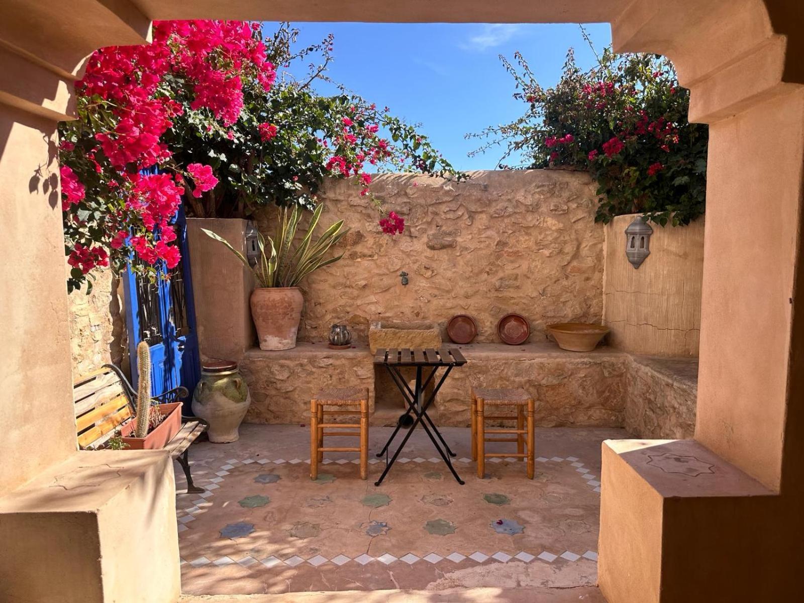 Casa Con Vistas Al Mar Y Patio De Buganvillas Aigues ภายนอก รูปภาพ